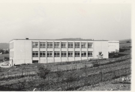 1982